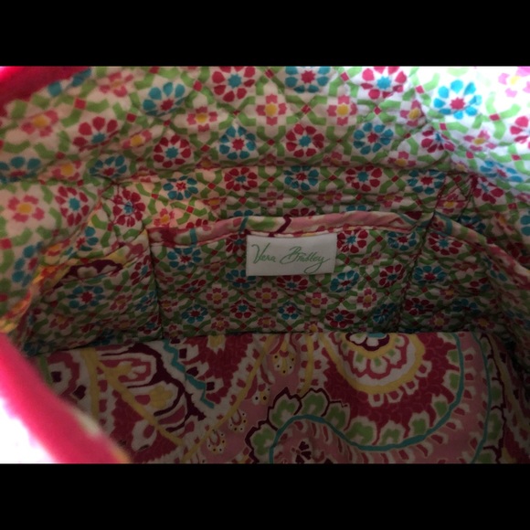 TWO Vera Bradley Bags. - Picture 5 of 5